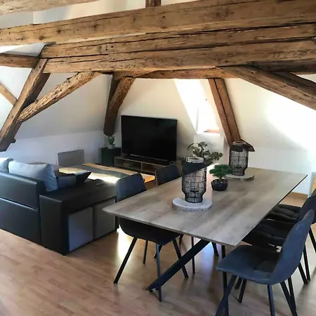 Attic In Heart Of オベルネ